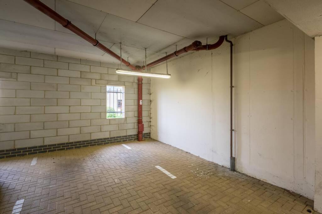 Executive 2Br Apartment Next To Station + Parking Cambridge  Exterior photo